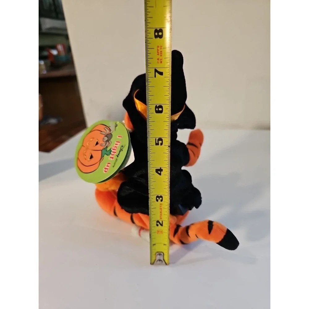 Disney Winnie The Pooh Halloween Light up‎ Witch Tigger Plush Stuffed Needs Batt